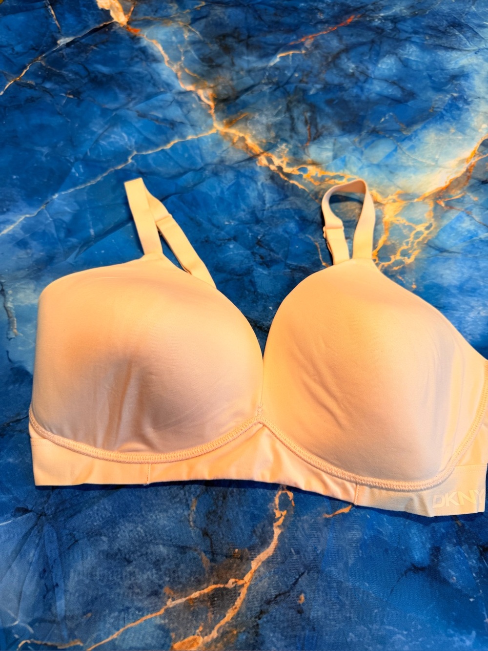DKNY bra size L NWOT!